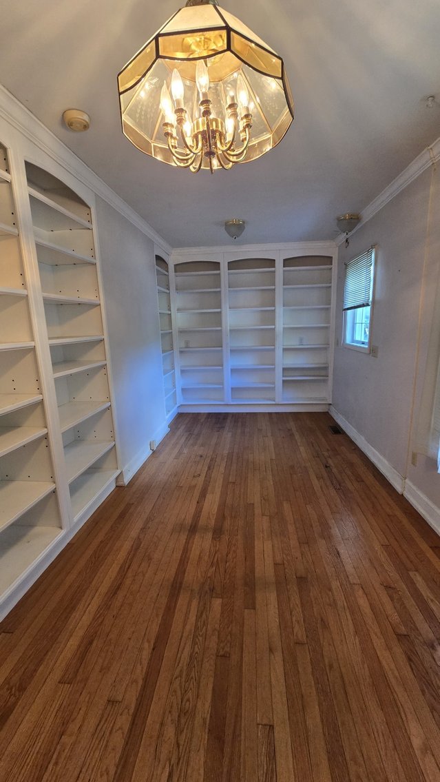 Image for Historic 2-Story Sears Home -- Online Real Estate Auction