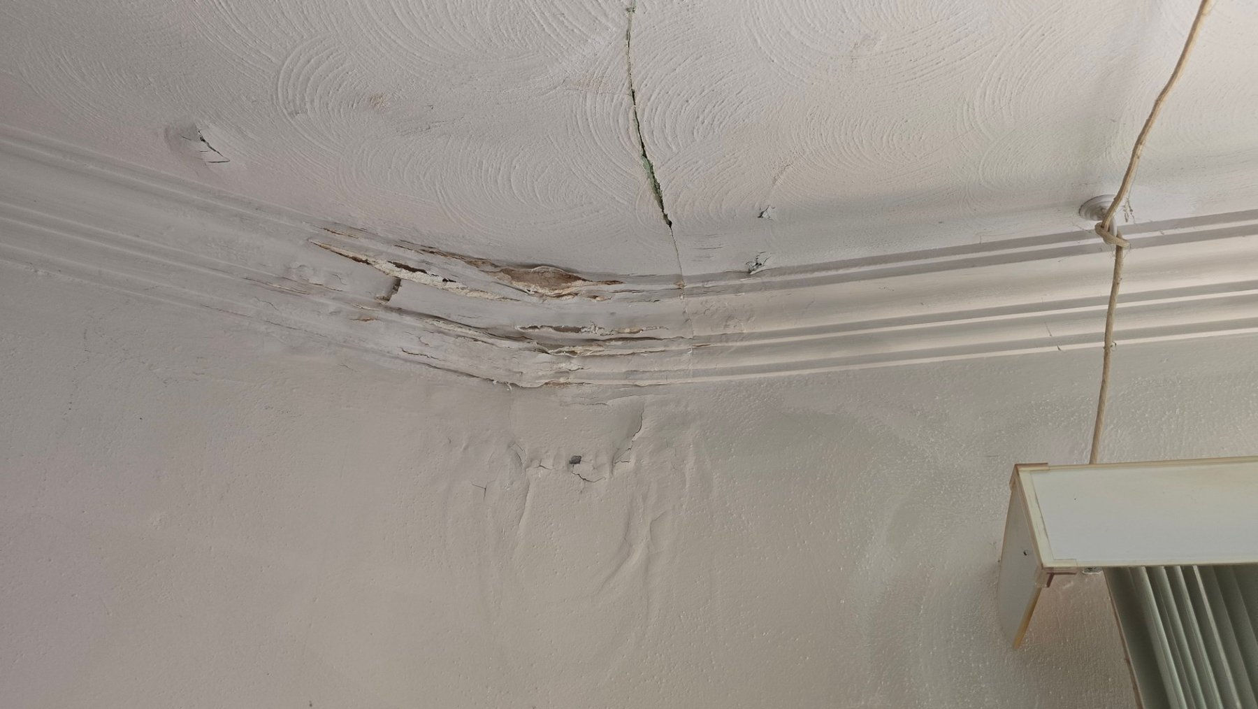 Image for Mid-Century Modern Home Ready for New Owner at Auction