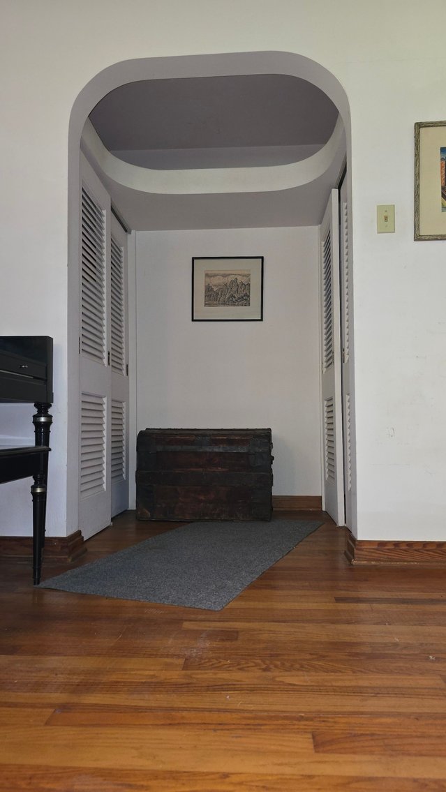 Image for Mid-Century Modern Home Ready for New Owner at Auction