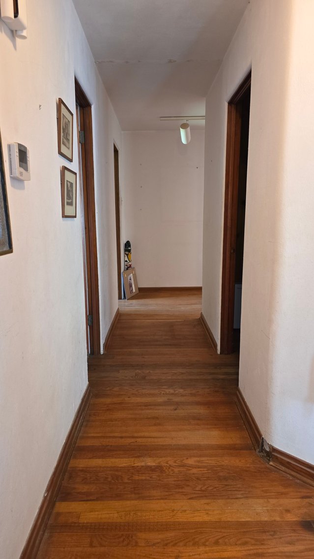 Image for Mid-Century Modern Home Ready for New Owner at Auction