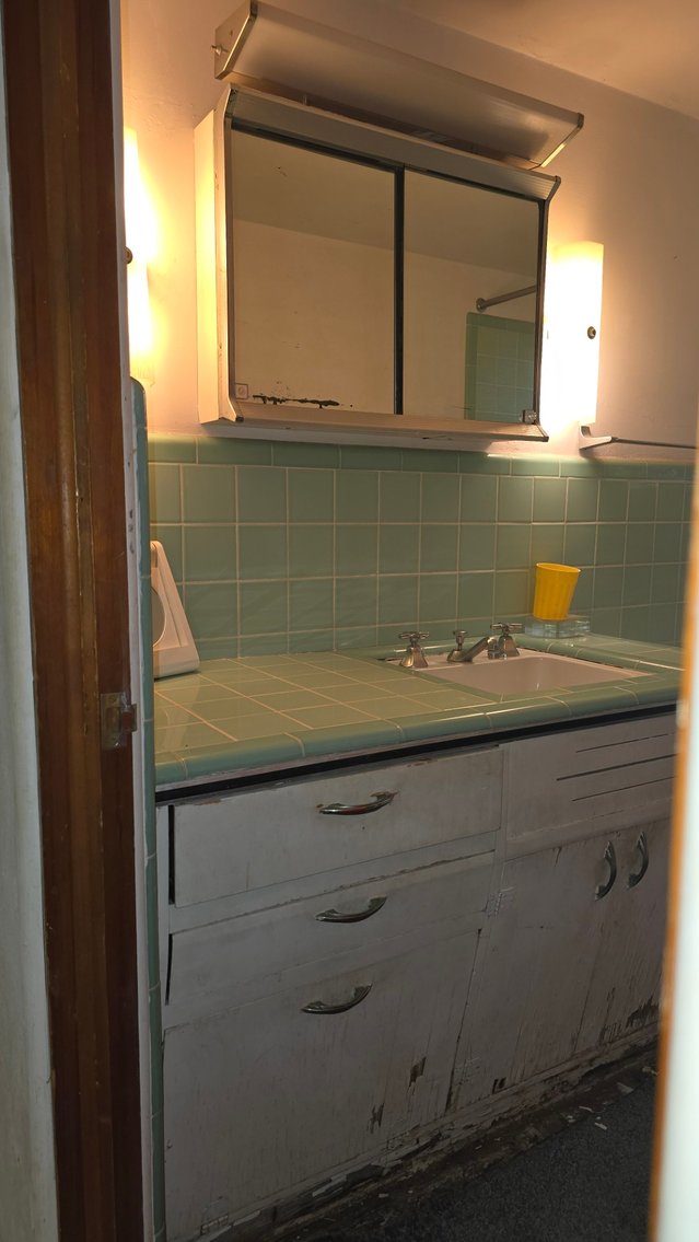 Image for Mid-Century Modern Home Ready for New Owner at Auction