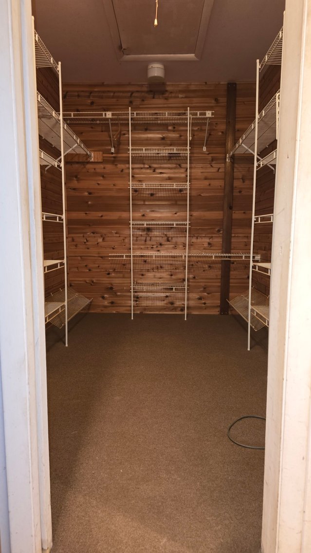 Image for Mid-Century Modern Home Ready for New Owner at Auction