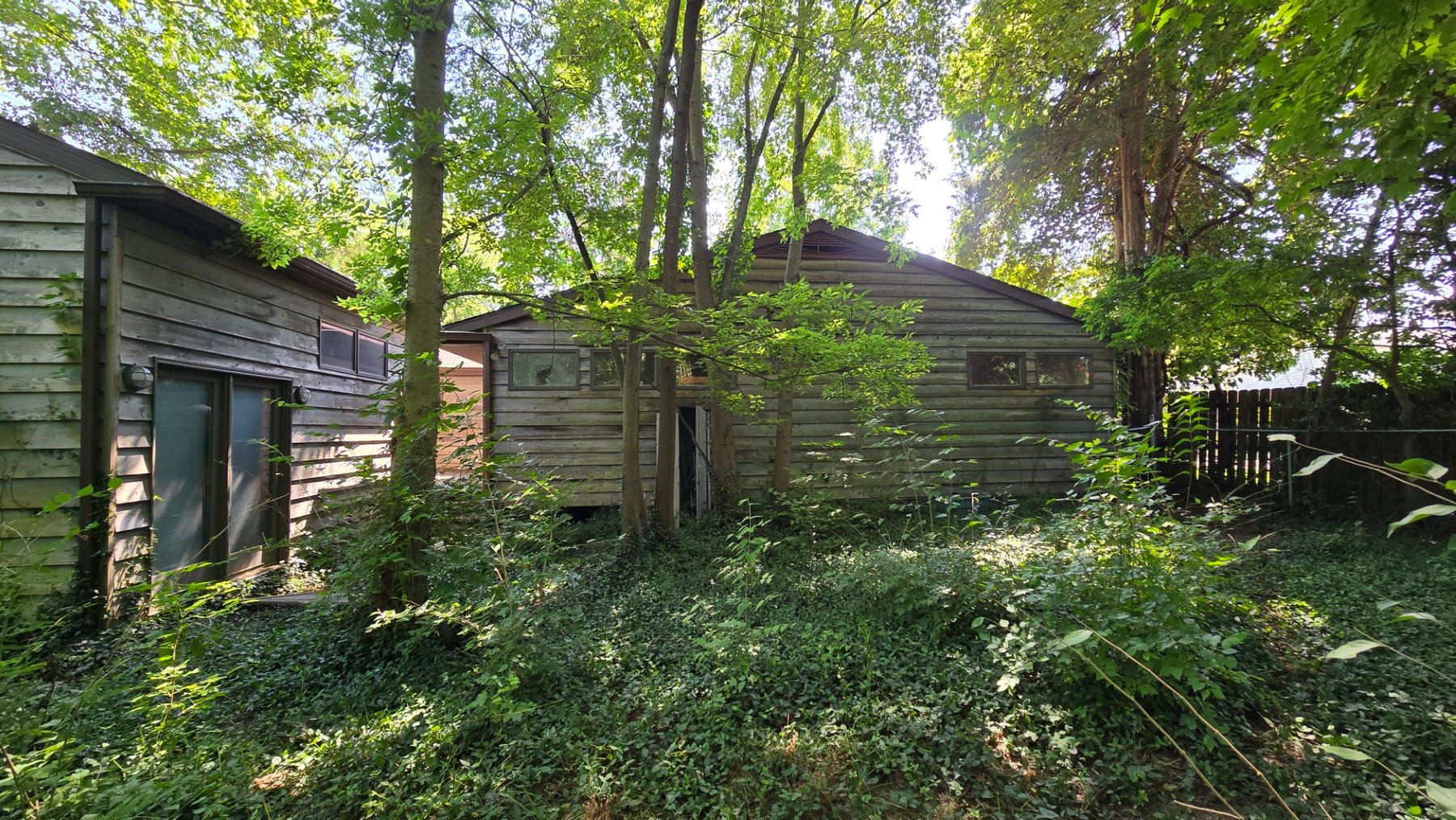 Image for Mid-Century Modern Home Ready for New Owner at Auction