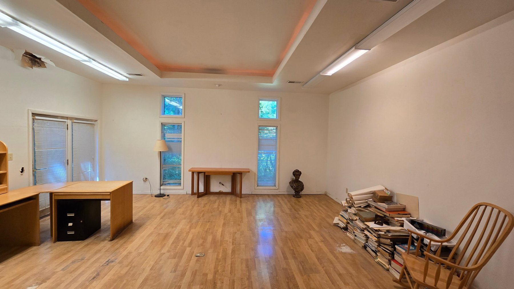 Image for Mid-Century Modern Home Ready for New Owner at Auction