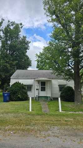 Image for Charming West Frankfort Home Ready for New Owner at Auction
