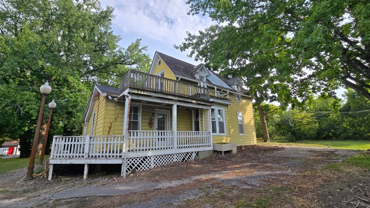 Image for FORMER FLORIST SHOP REAL ESTATE AUCTION