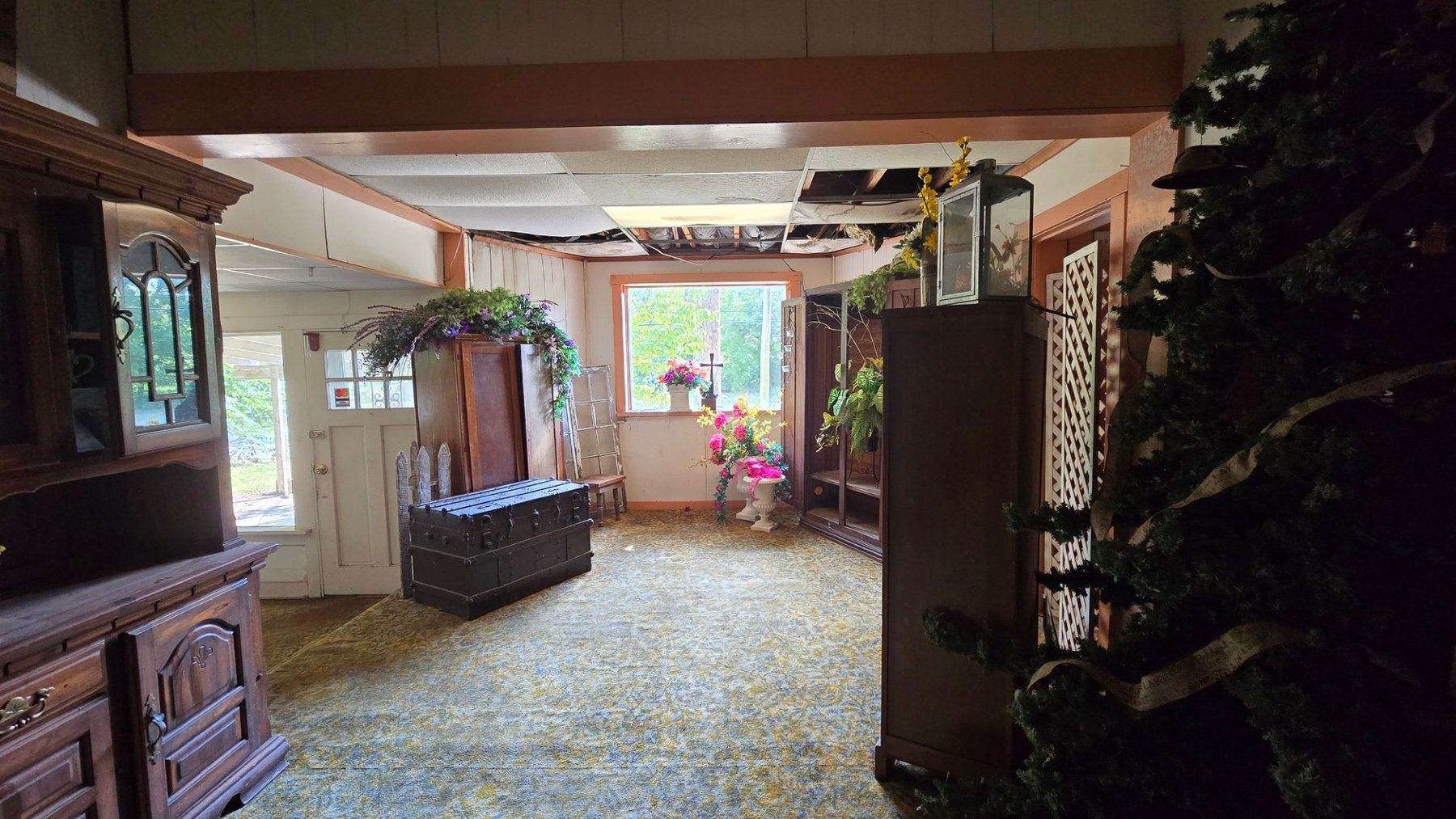 Image for FORMER FLORIST SHOP REAL ESTATE AUCTION