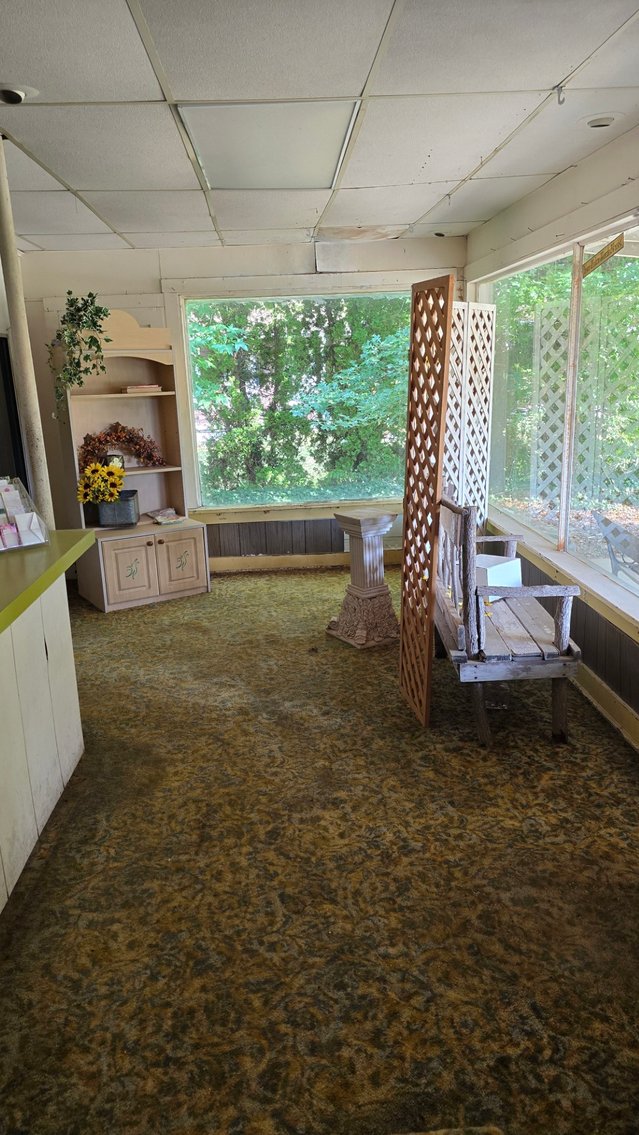 Image for FORMER FLORIST SHOP REAL ESTATE AUCTION