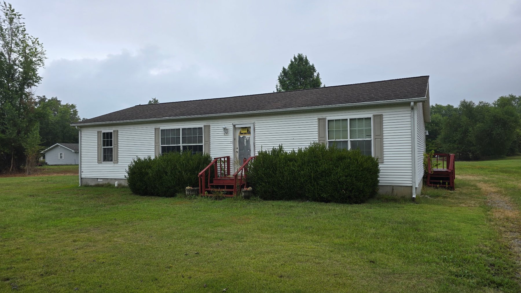 Image for Endless Possibilities Just Outside Harrisburg – Mobile Home on Large Lot!