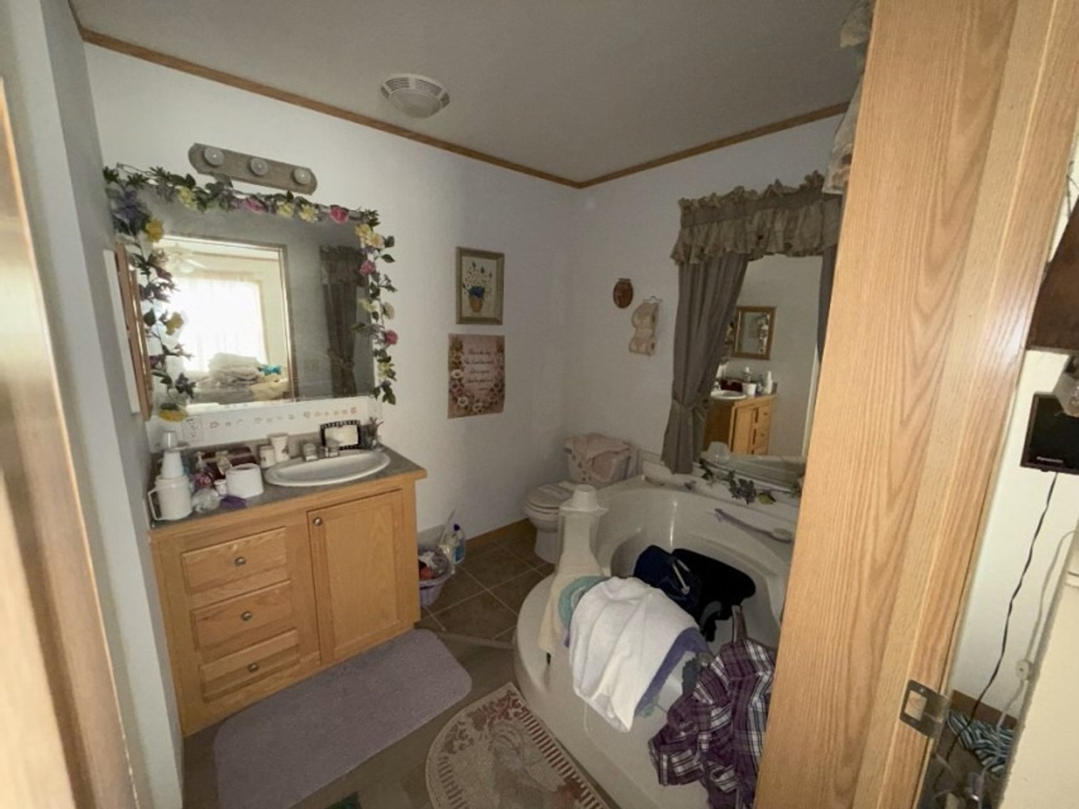 Image for Endless Possibilities Just Outside Harrisburg – Mobile Home on Large Lot!