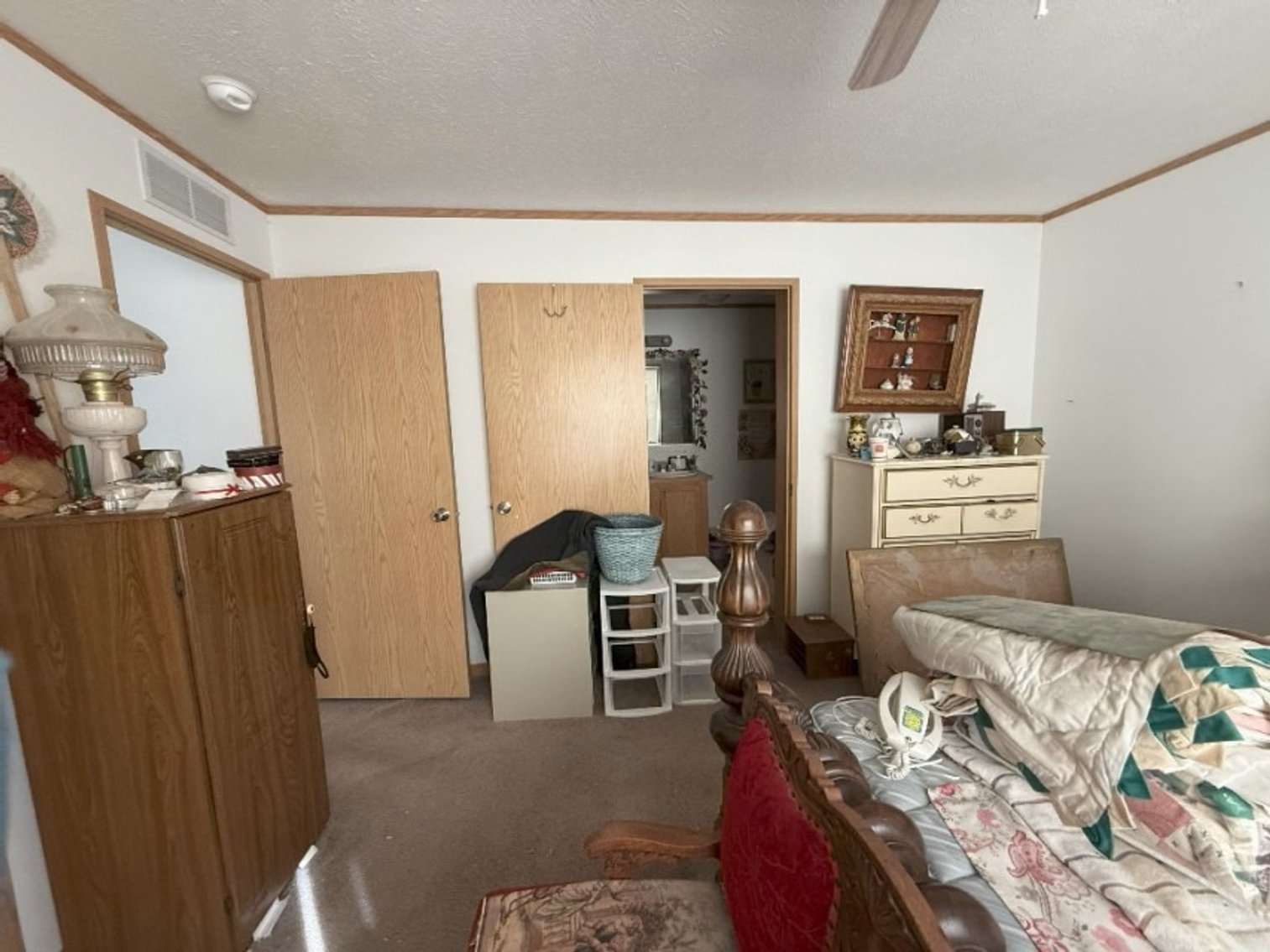 Image for Endless Possibilities Just Outside Harrisburg – Mobile Home on Large Lot!