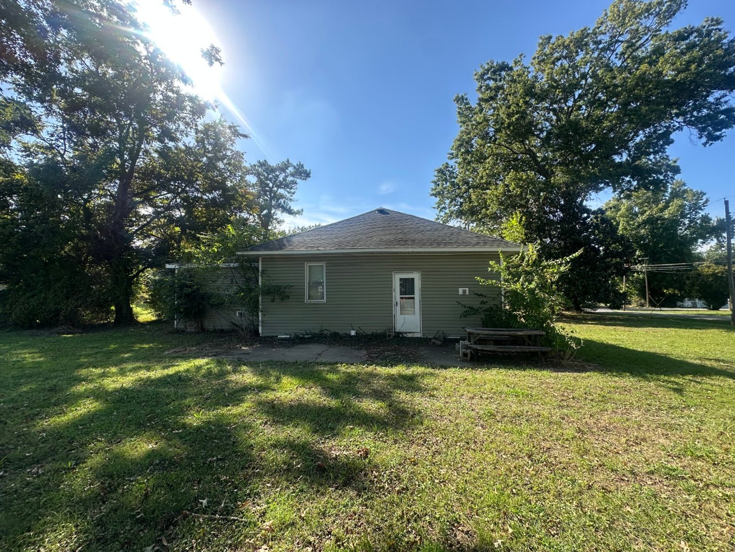 Image for Corner Lot Charm in Carterville Online Only Real Estate Auction