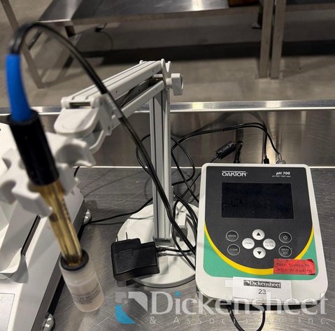 Image for OAKTON PH 700 ph/ORP/ TEMP METER
