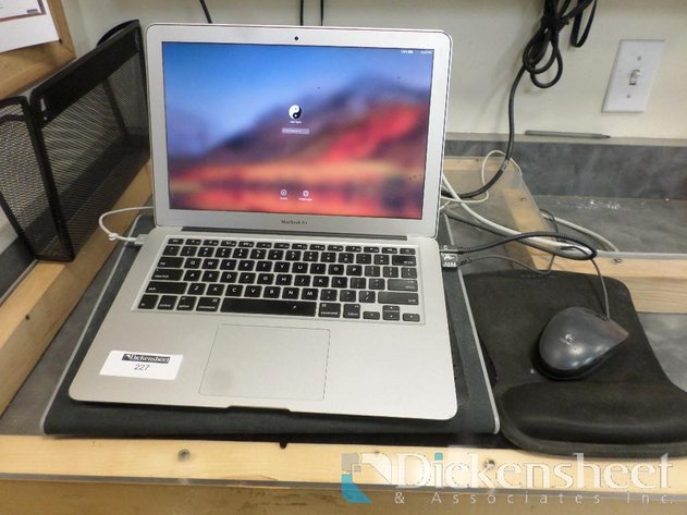 Image for MACBOOK AIR (hardware only, no rights, titles or interest to software)