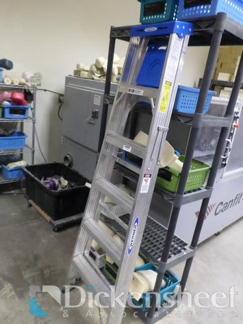 Image for WERNER 6 FOOT STEP LADDER