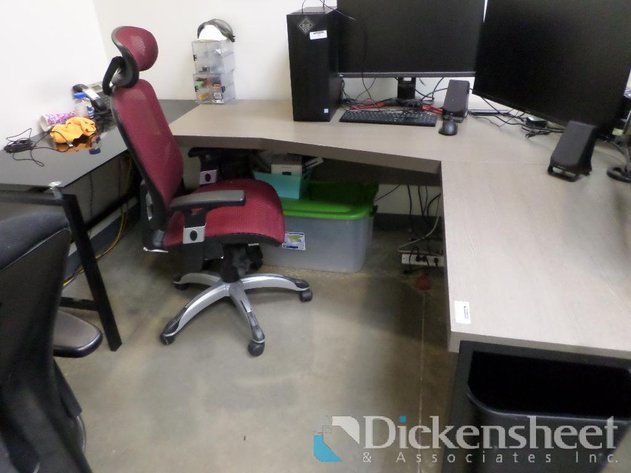Image for DESK & RED WITH BLACK FIVE STAR BASE OFFICE CHAIR