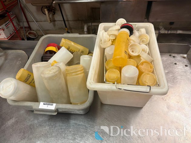 Image for PLASTIC SQUEEZE BOTTLES IN (2) TUBS LOT
