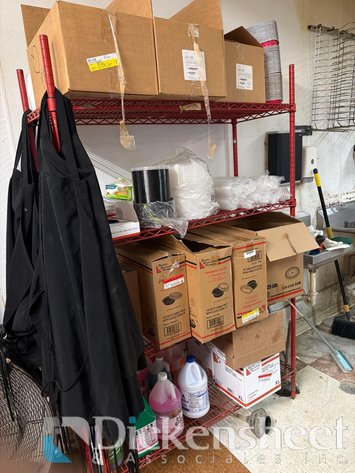 Image for TO GO CONTAINERS INCLUDE RED METRO STYLE ADJUSTABLE RACK