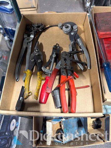 Image for ASSORTMENT OF HAND TOOLS