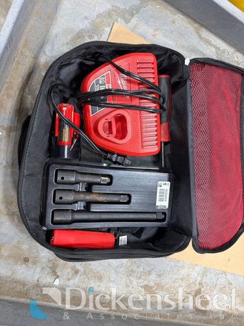 Image for MILWAUKEE M12 CHARGER