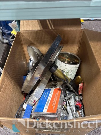 Image for LOT OF ASSORTED AUTOMOTIVE REPAIR AND MAINTENANCE GEAR