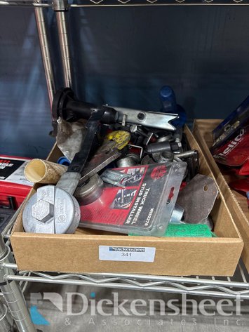 Image for ASSORTMENT OF AUTOMOTIVE REPAIR GEAR AND SMALL CAR PARTS