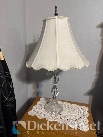 Image for LAMPS AND LIGHTED MIRROR LOT, QTY (4)