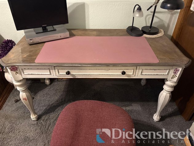 Image for WHITE DESK WITH FLORAL DESIGN