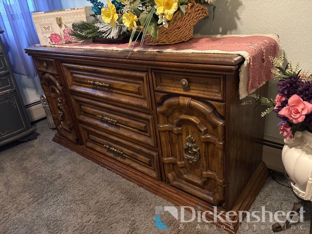 Image for WOOD DRESSER WITH DRAWERS AND CABINETS