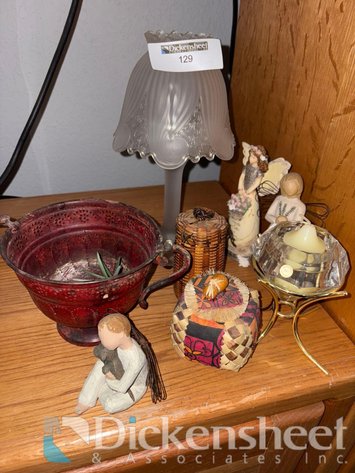 Image for VARIETY OF FIGURES AND CANDLE HOLDERS