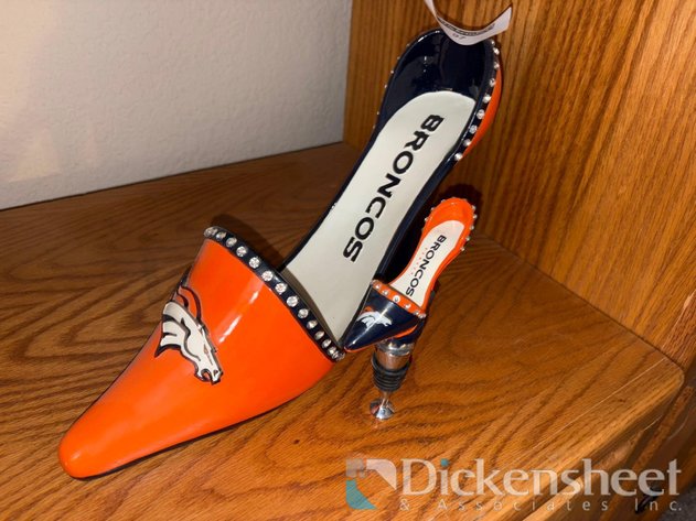 Image for DENVER BRONCOS HIGH HEEL WINE BOTTLE HOLDER AND STOPPER
