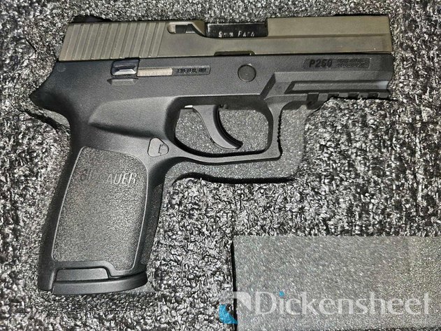 Image for PISTOL SIG SAUER P250 9MM, S/N: EAK01B076