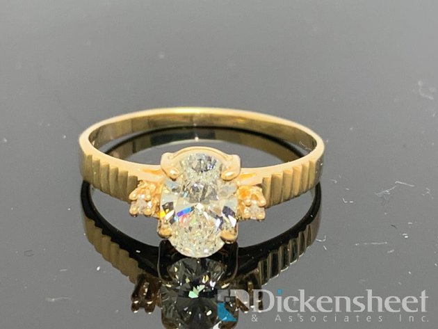 Image for 1.05 Carat Engagement Ring Oval Cut Lab Grown Diamond