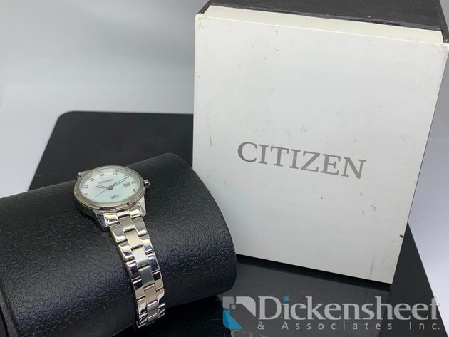 Image for Citizen Gold Tone Women's Watch With Box