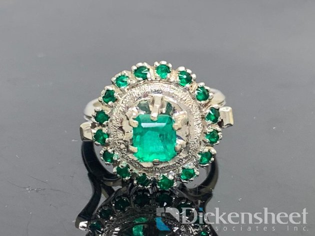 Image for Vintage Silver Tone Ring With Green Emerald