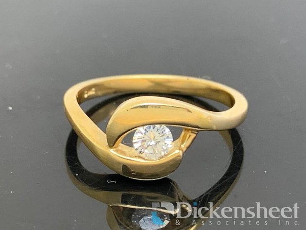 Image for Apx 0.20 Carat Diamond Ring 14KT Yellow Gold 3.0 Grams
