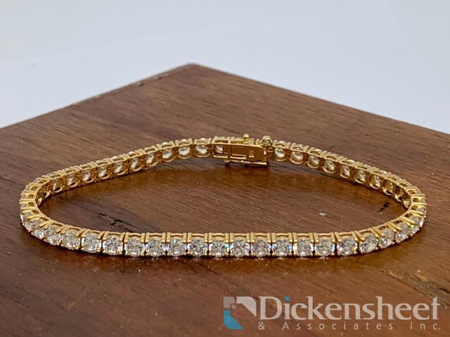 Image for 10KT Yellow Gold Tennis Bracelet With Clear Stones