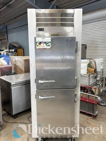 Image for TRAULSEN G-SERIES COMMERCIAL SINGLE DOOR REACH
