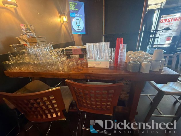 Image for LARGE ASSORTMENT OF GLASSWARE