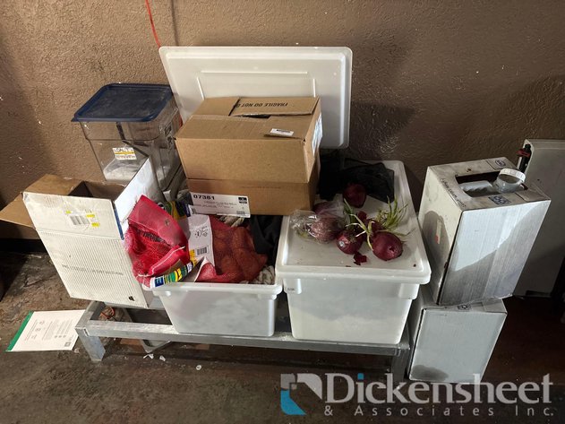 Image for LOT OF CONTAINERS
