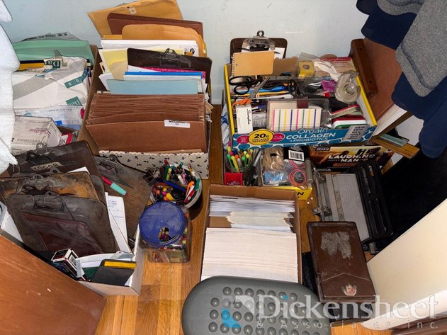 Image for LOT OF OFFICE SUPPLIES