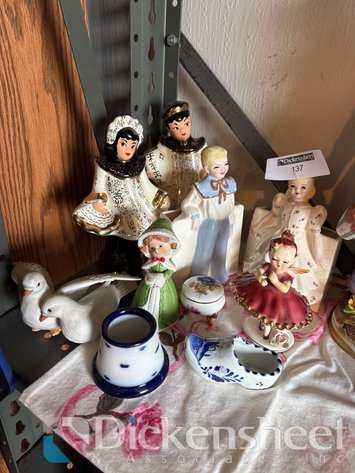 Image for MIX OF CERAMIC DECOR, QTY (10)