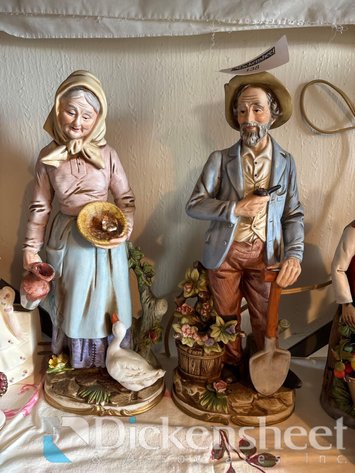 Image for HOMECO COUPLE GARDENING FIGURES