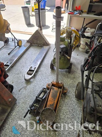 Image for AUTOMOTIVE FLOOR JACK LOT, QTY (2)