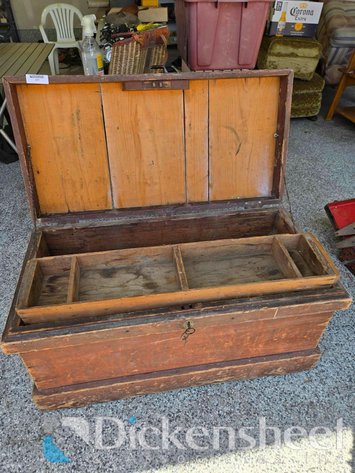 Image for LOCKING WOOD HOPE CHEST