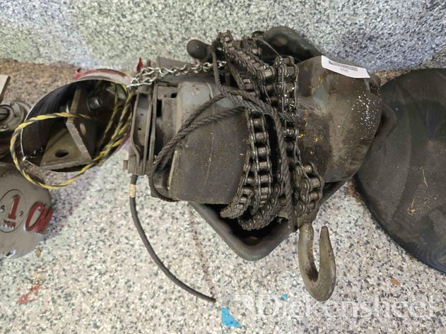 Image for INDUSTRIAL CHAIN HOIST