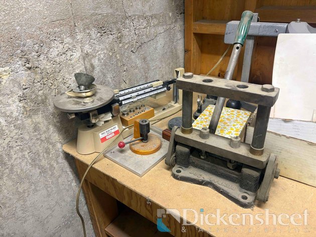 Image for SCALE, SMALL TOOL LOT