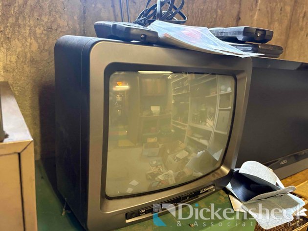 Image for VINTAGE EMERSON 13-IN TELEVISION