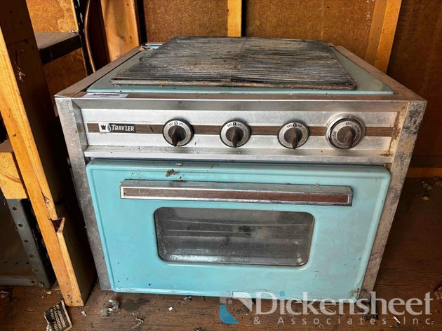 Image for TRAV'LER GAS OVEN
