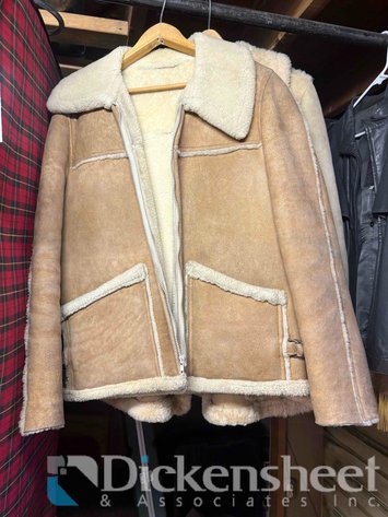 Image for MENS VINTAGE LEATHER AND FUR JACKETS, QTY (6)